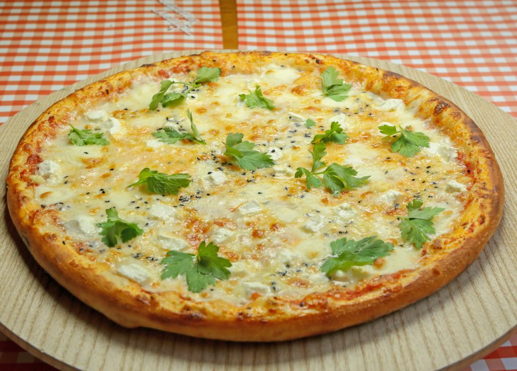 Mixed Cheese Kartepe Krusty Pizza